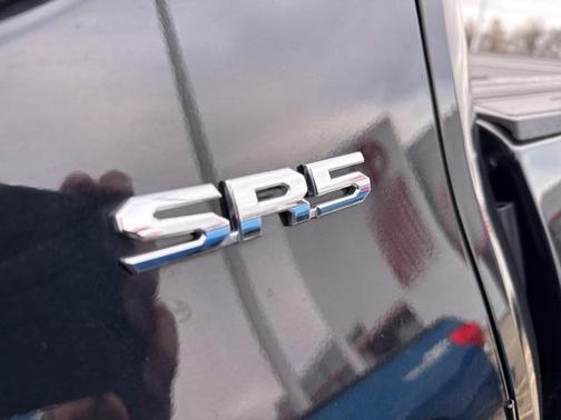 2025 Toyota Tundra SR5