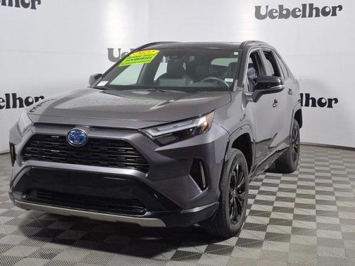 2022 Toyota RAV4 Hybrid SE