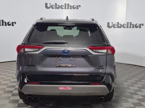 2022 Toyota RAV4 Hybrid SE