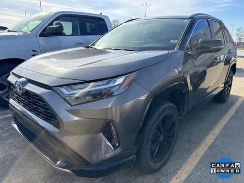 2022 Toyota RAV4 Hybrid SE