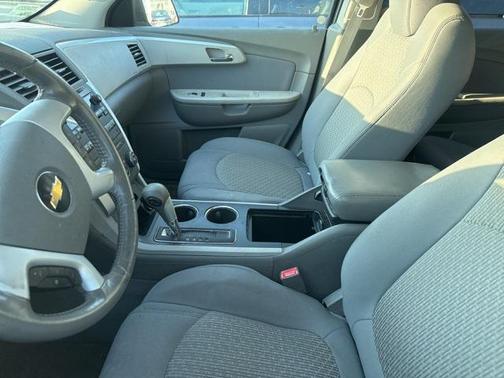 2011 Chevrolet Traverse LS