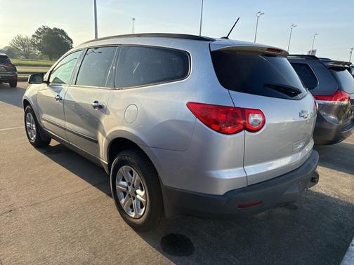 2011 Chevrolet Traverse LS