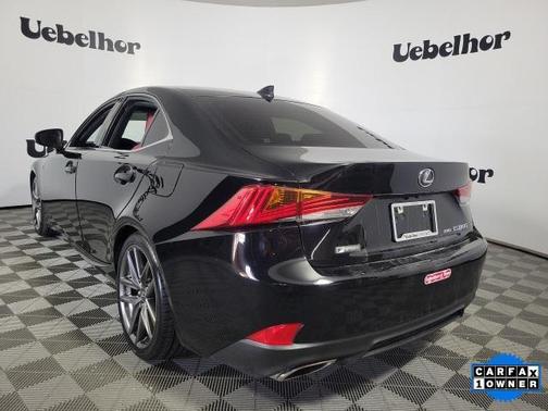 2018 Lexus IS 300 Base