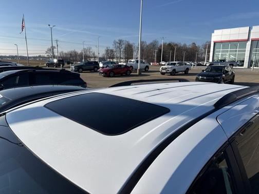 2025 Toyota Sienna XSE 7 Passenger