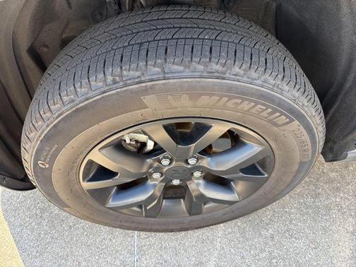 Silver Sky Metallic 2025 Toyota RAV4 LE