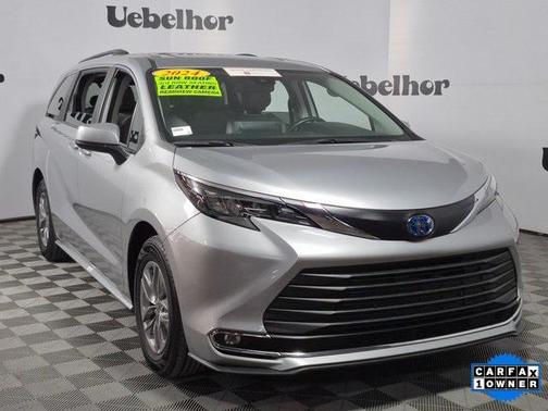 2024 Toyota Sienna XLE