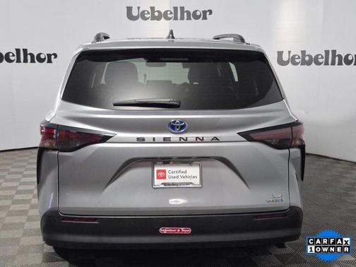 2024 Toyota Sienna XLE