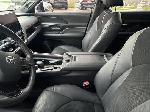 2024 Toyota Grand Highlander Hybrid Limited MAX