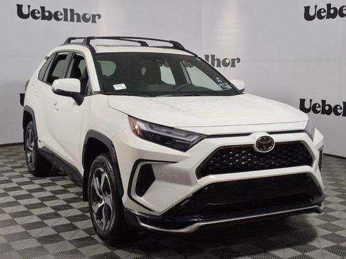 2025 Toyota RAV4 Hybrid SE
