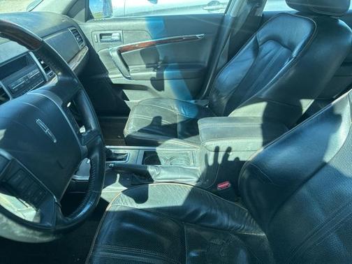 2010 Lincoln MKZ Base