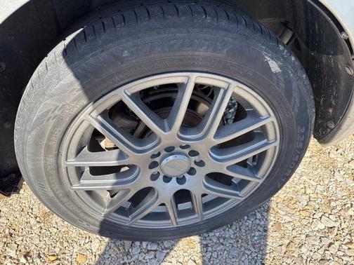 2010 Lincoln MKZ Base