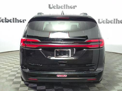 2025 Chrysler Pacifica Limited