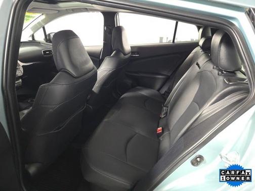 2021 Toyota Prius XLE
