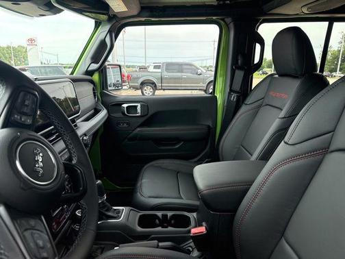 Mojito Clearcoat 2026 Jeep Wrangler Rubicon