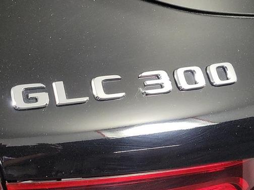 2021 Mercedes-Benz GLC 300 4MATIC