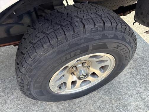 2001 Mazda B3000 DS