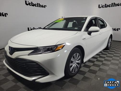 2019 Toyota Camry Hybrid LE