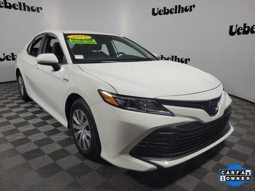 2019 Toyota Camry Hybrid LE