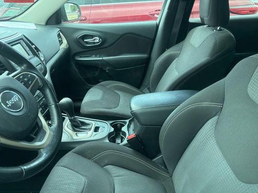 Billet Silver Metallic Clearcoat 2015 Jeep Cherokee Latitude