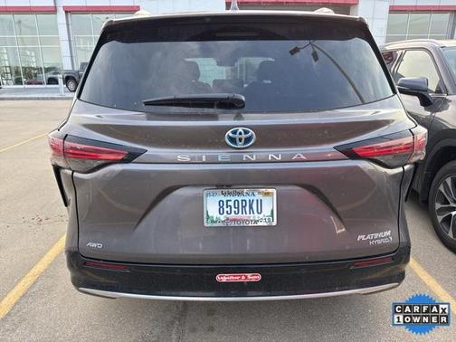 2024 Toyota Sienna Platinum 7 Passenger