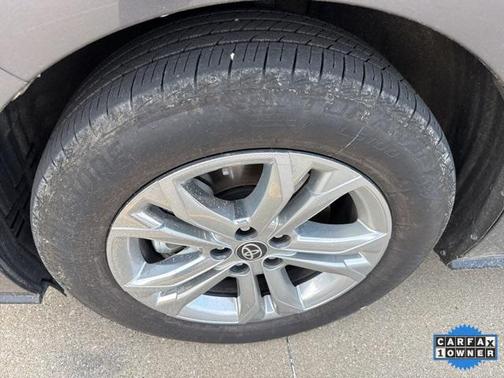 2024 Toyota Sienna Platinum 7 Passenger