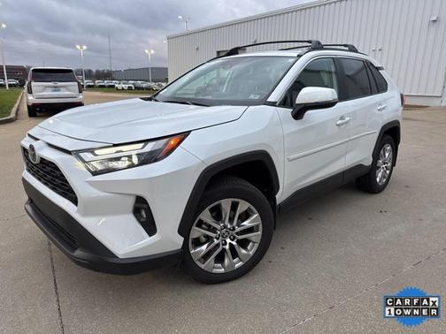 2025 Toyota RAV4 XLE Premium