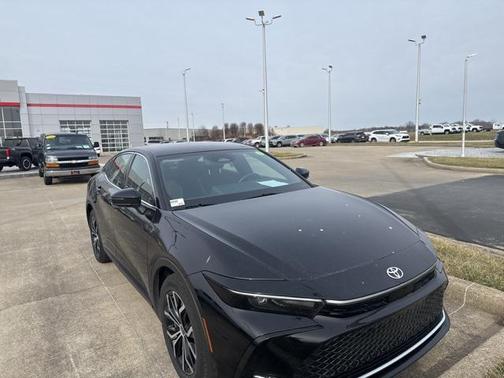 2024 Toyota Crown XLE