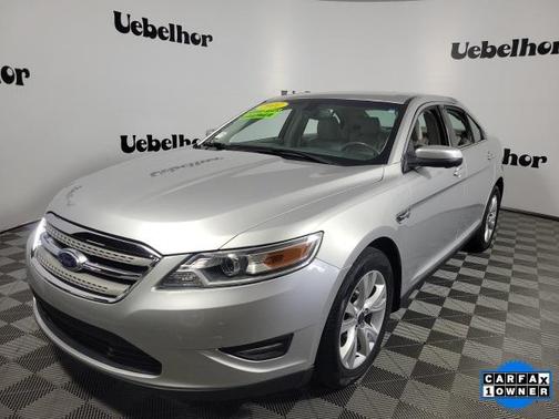 2011 Ford Taurus SEL