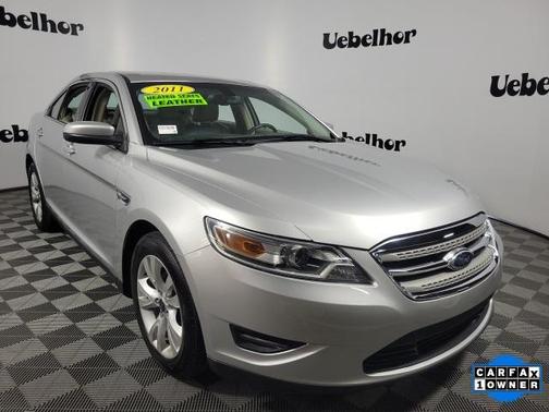 2011 Ford Taurus SEL