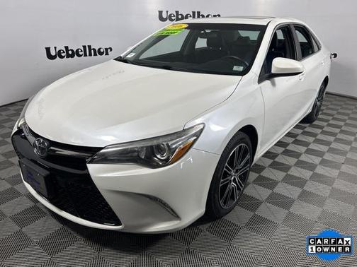 2016 Toyota Camry SE w/Special Edition Pkg