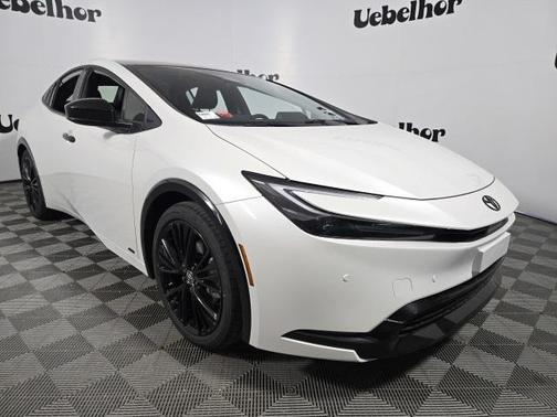 2025 Toyota Prius L