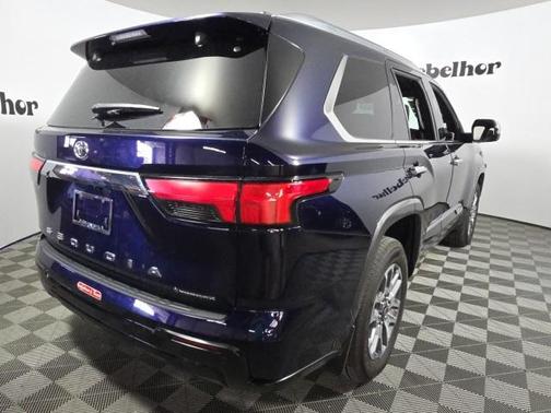 2025 Toyota Sequoia Base