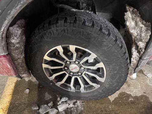 2021 GMC Sierra 1500 AT4