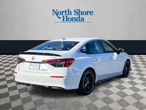 2022 Honda Civic Touring