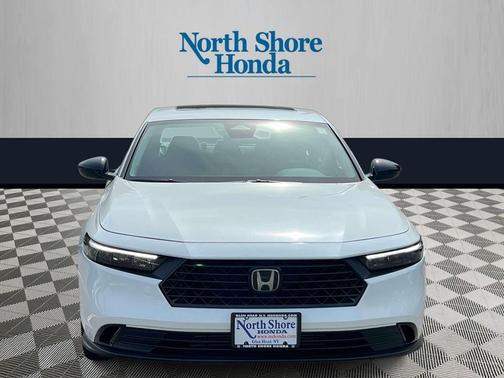 Platinum White Pearl 2025 Honda Accord SE