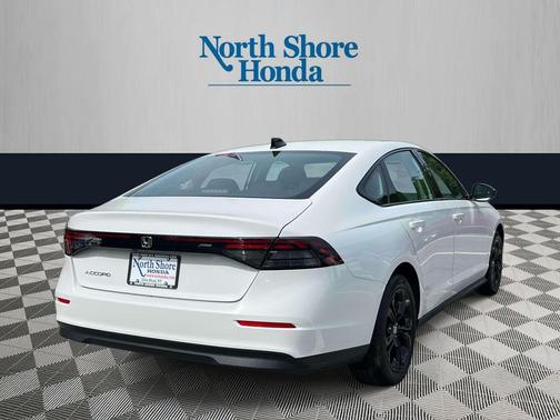 Platinum White Pearl 2025 Honda Accord SE