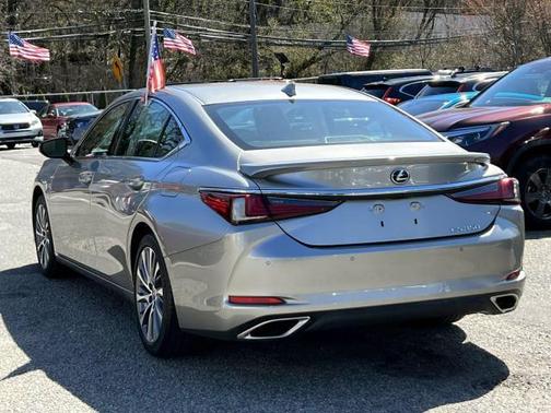 2021 Lexus ES 350 Base