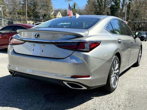 2021 Lexus ES 350 Base