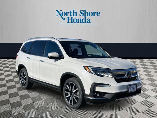 2022 Honda Pilot Touring 8-Passenger