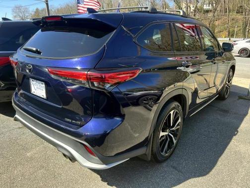 2021 Toyota Highlander XSE