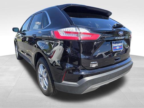 Black Metallic 2024 Ford Edge SEL