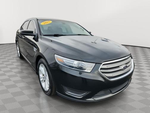 2015 Ford Taurus SE