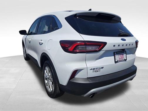 Oxford White 2024 Ford Escape Active