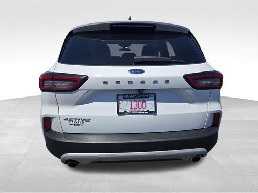 Oxford White 2024 Ford Escape Active