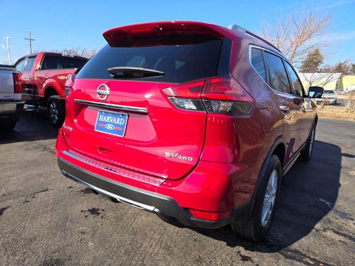 2017 Nissan Rogue SV