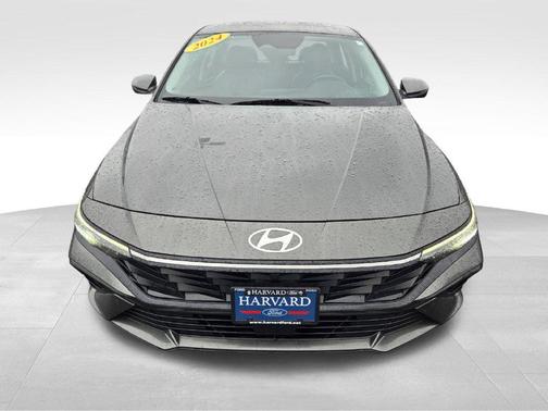 Amazon Gray 2024 Hyundai ELANTRA Limited