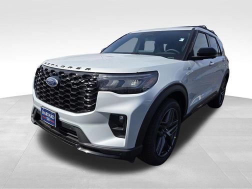 Space White Metallic 2026 Ford Explorer ST-Line