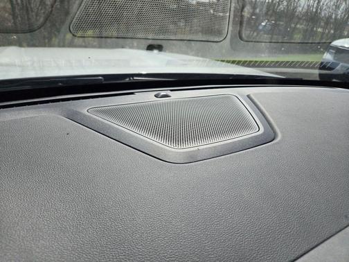 Space White Metallic 2026 Ford Explorer ST-Line