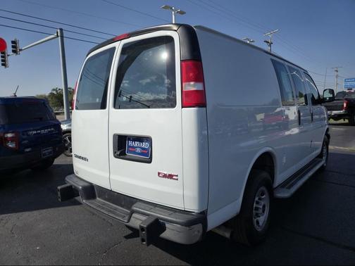 2023 GMC Savana 2500 Work Van