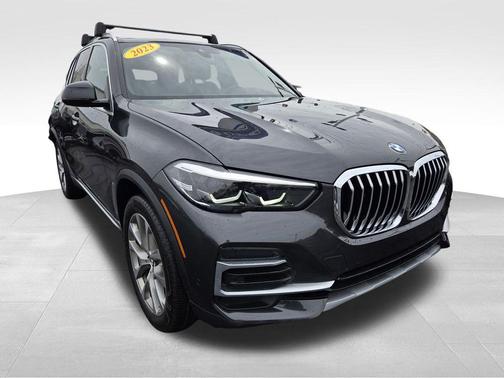 Dark Graphite Metallic 2023 BMW X5 xDrive40i